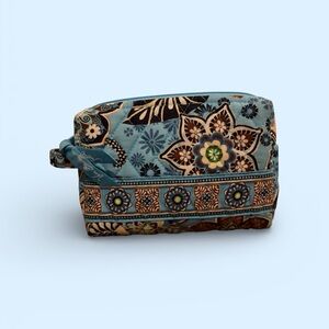 Vera Bradley Signature Quilted Cosmetic Pouch in the Retired pattern Bali Blue